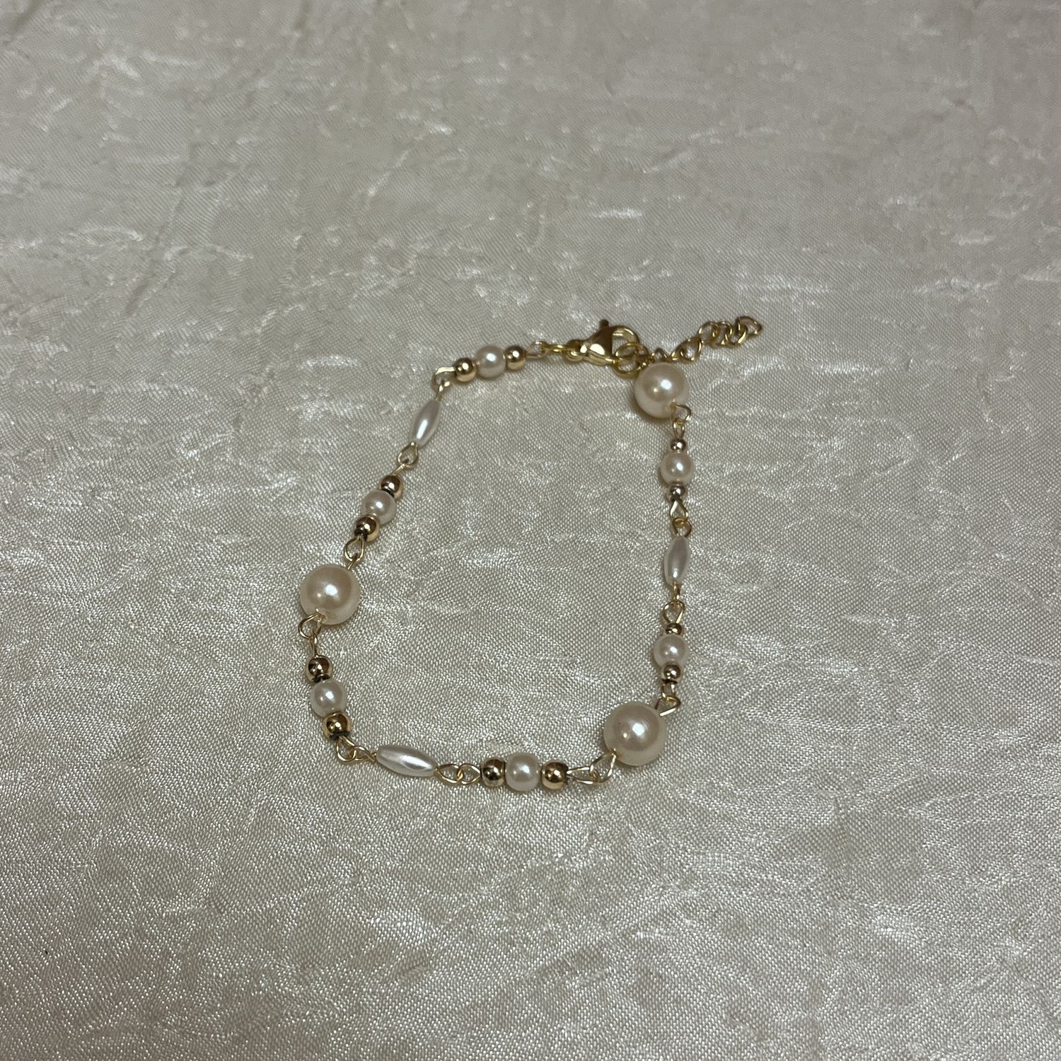 gold elegance bracelet