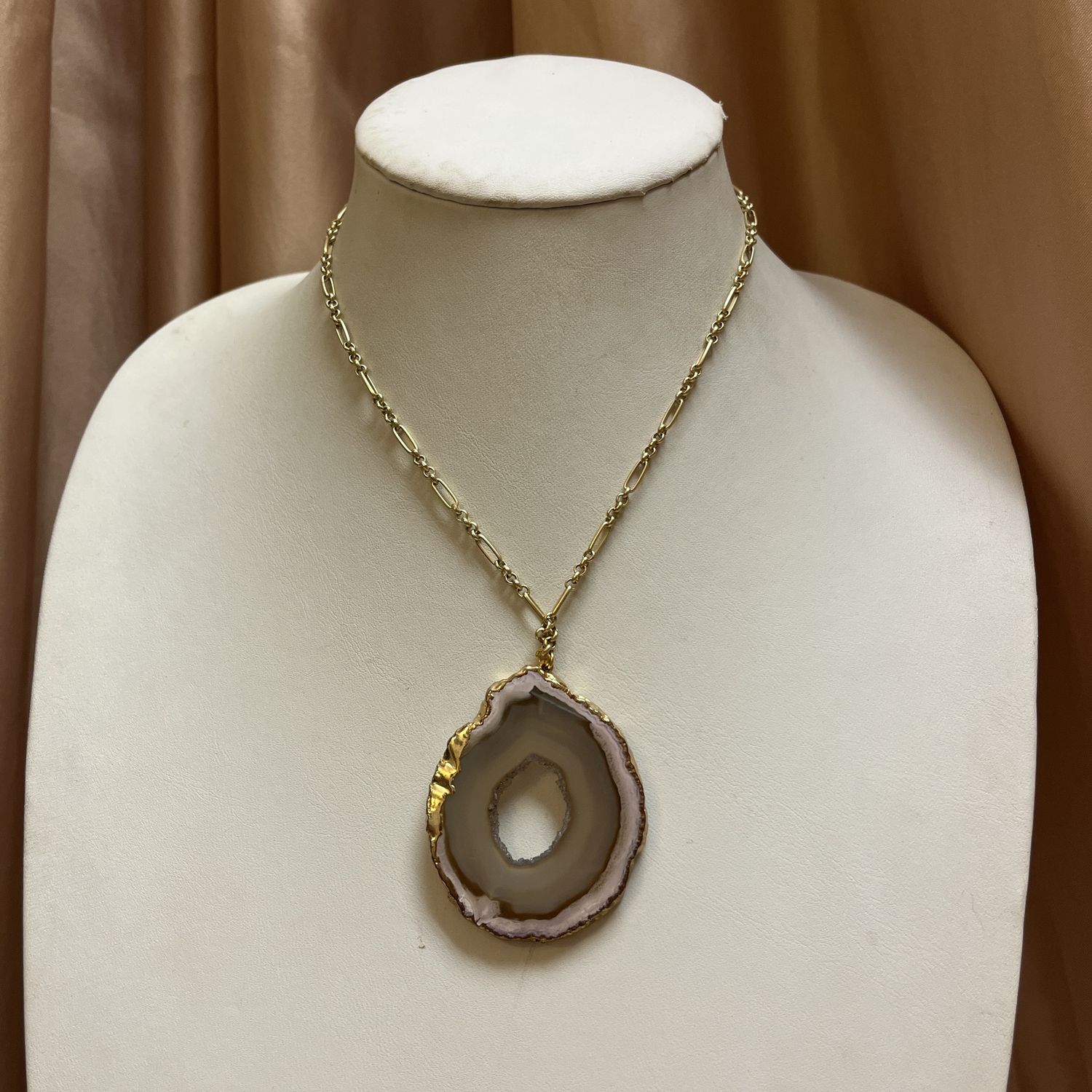 Geode Golden Necklace