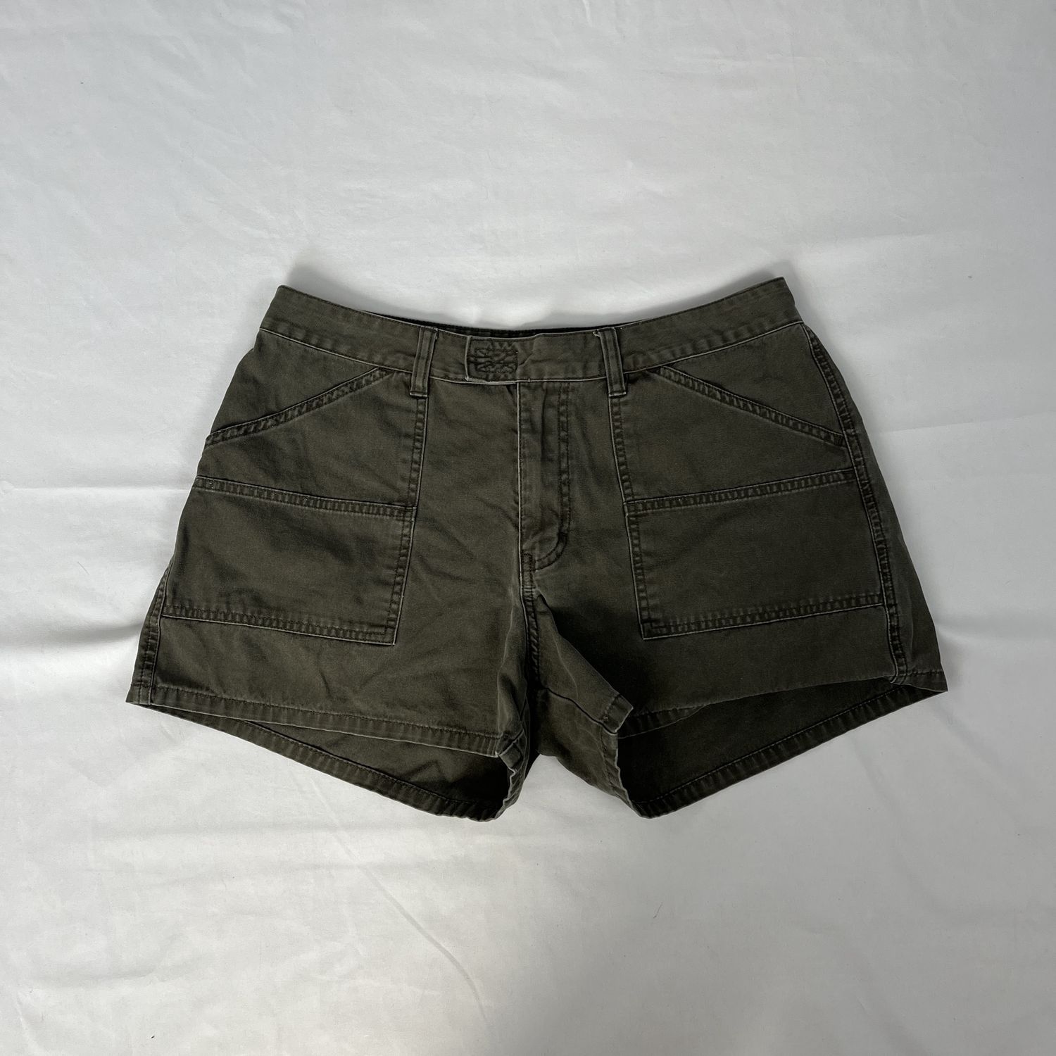green square pocket shorts