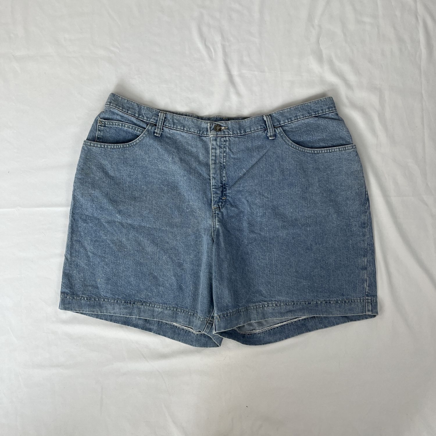 denim Riders by Lee midi shorts