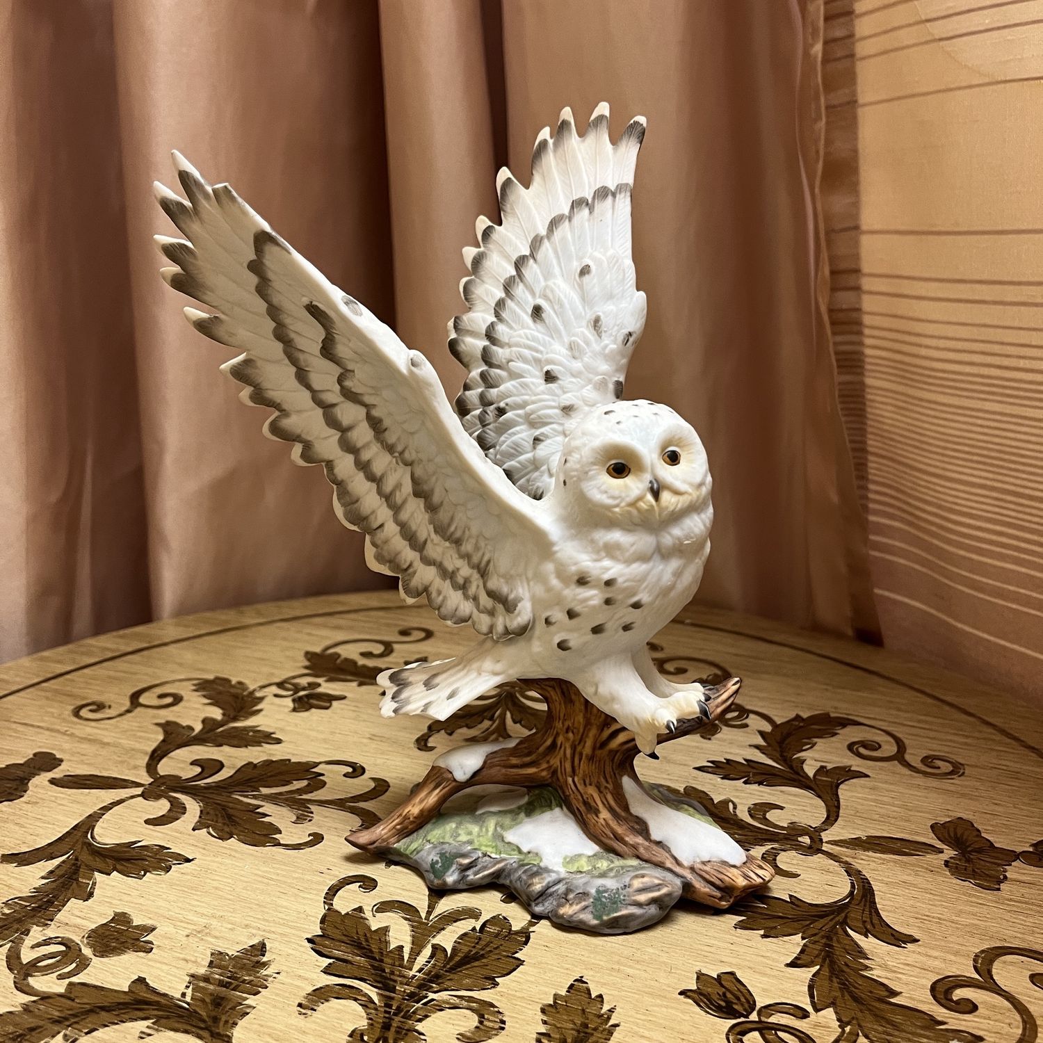 snowy white owl figurine
