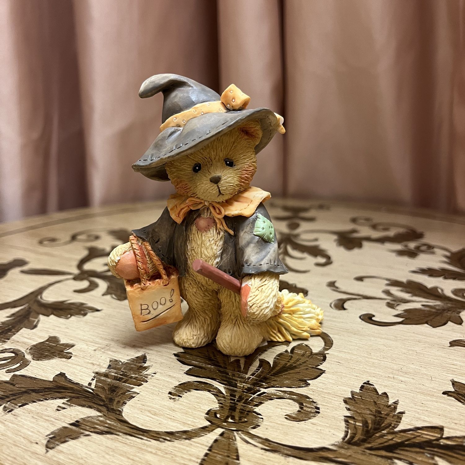 Boo! Teddy bear figurine