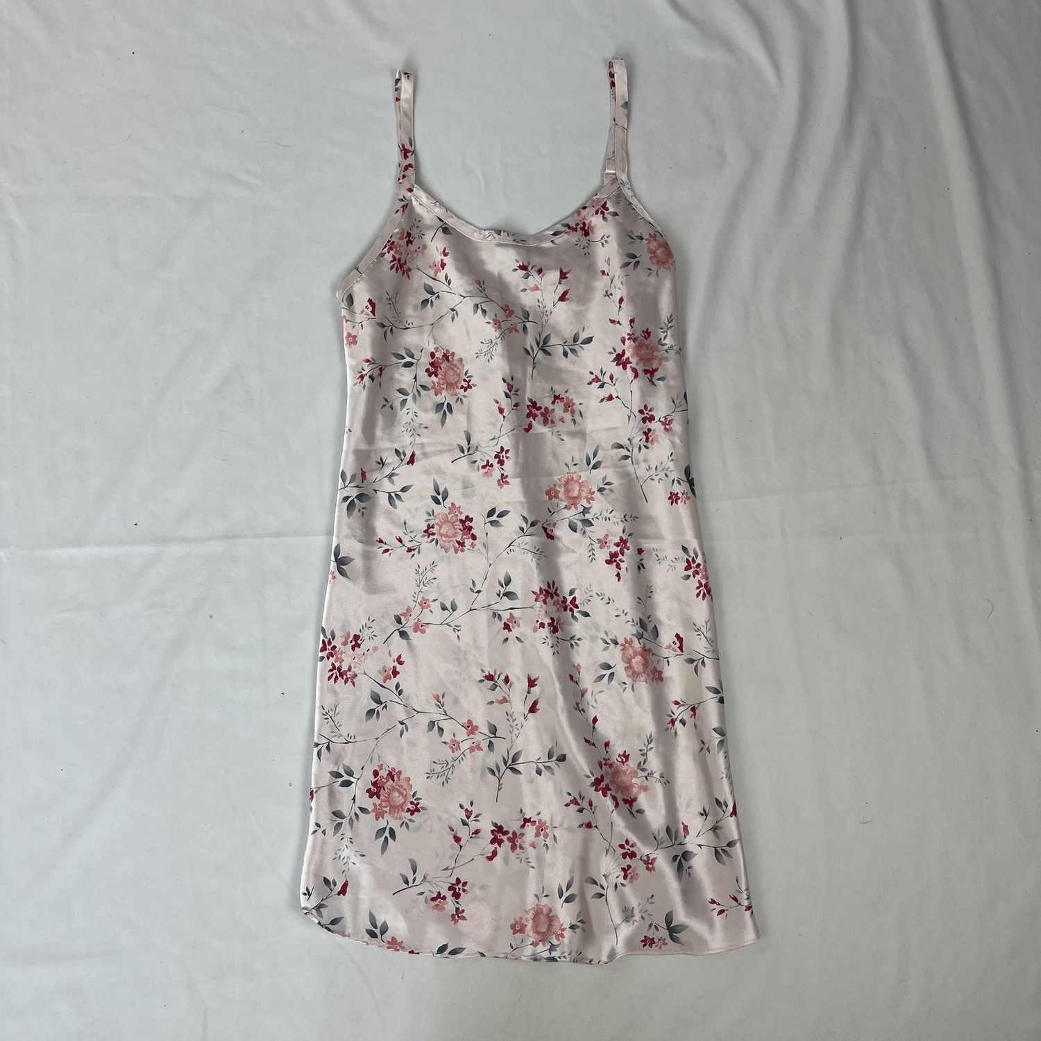 Soft pink floral slip