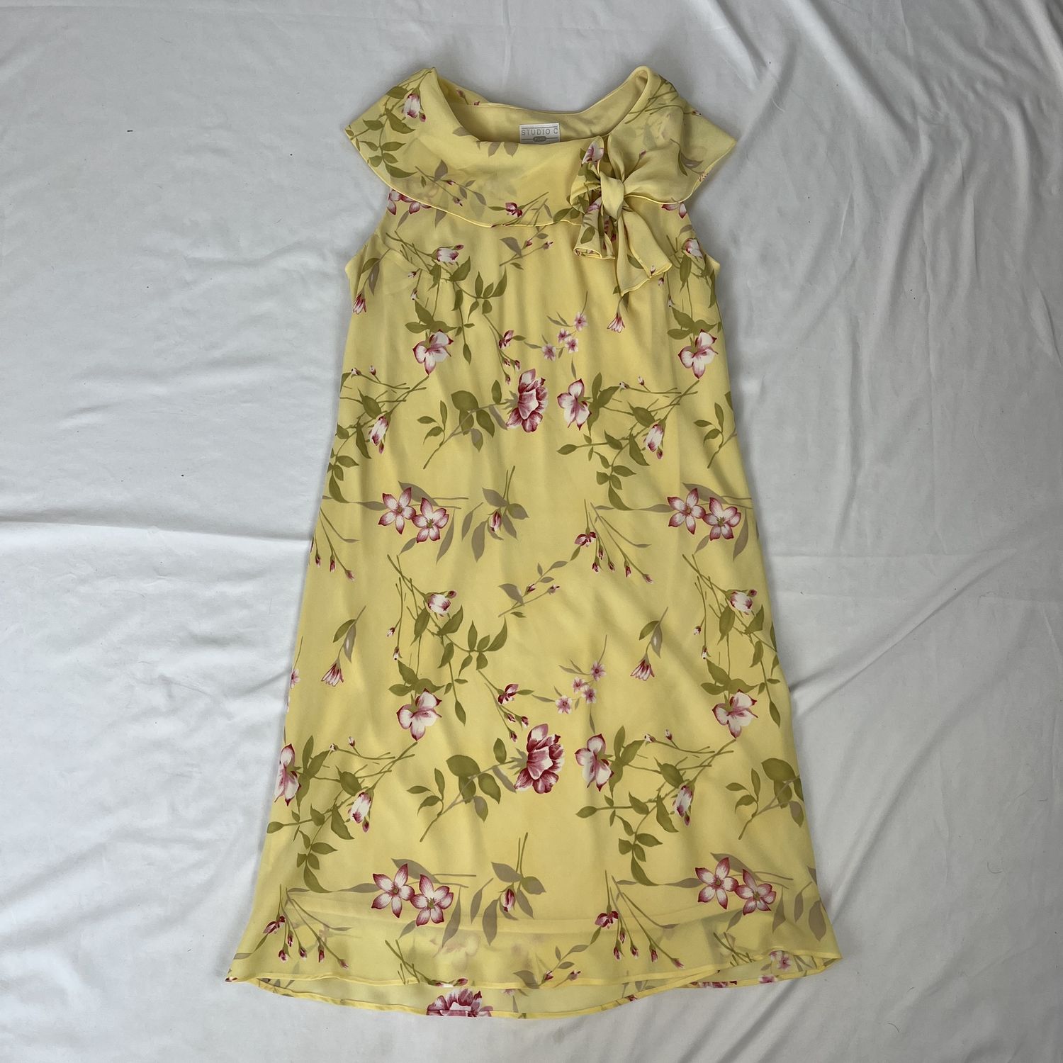 yellow bow collar dress