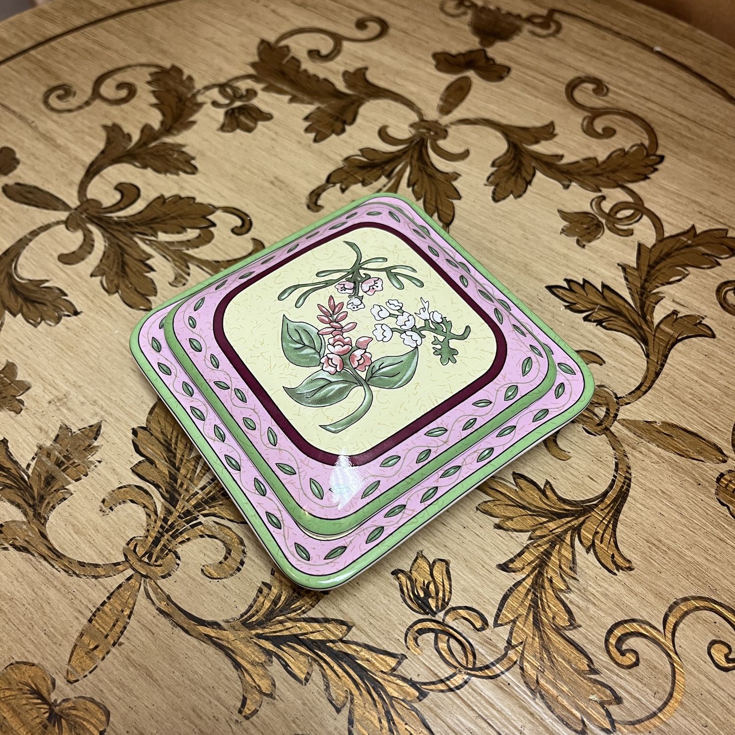 Floral Decorative Candle dish