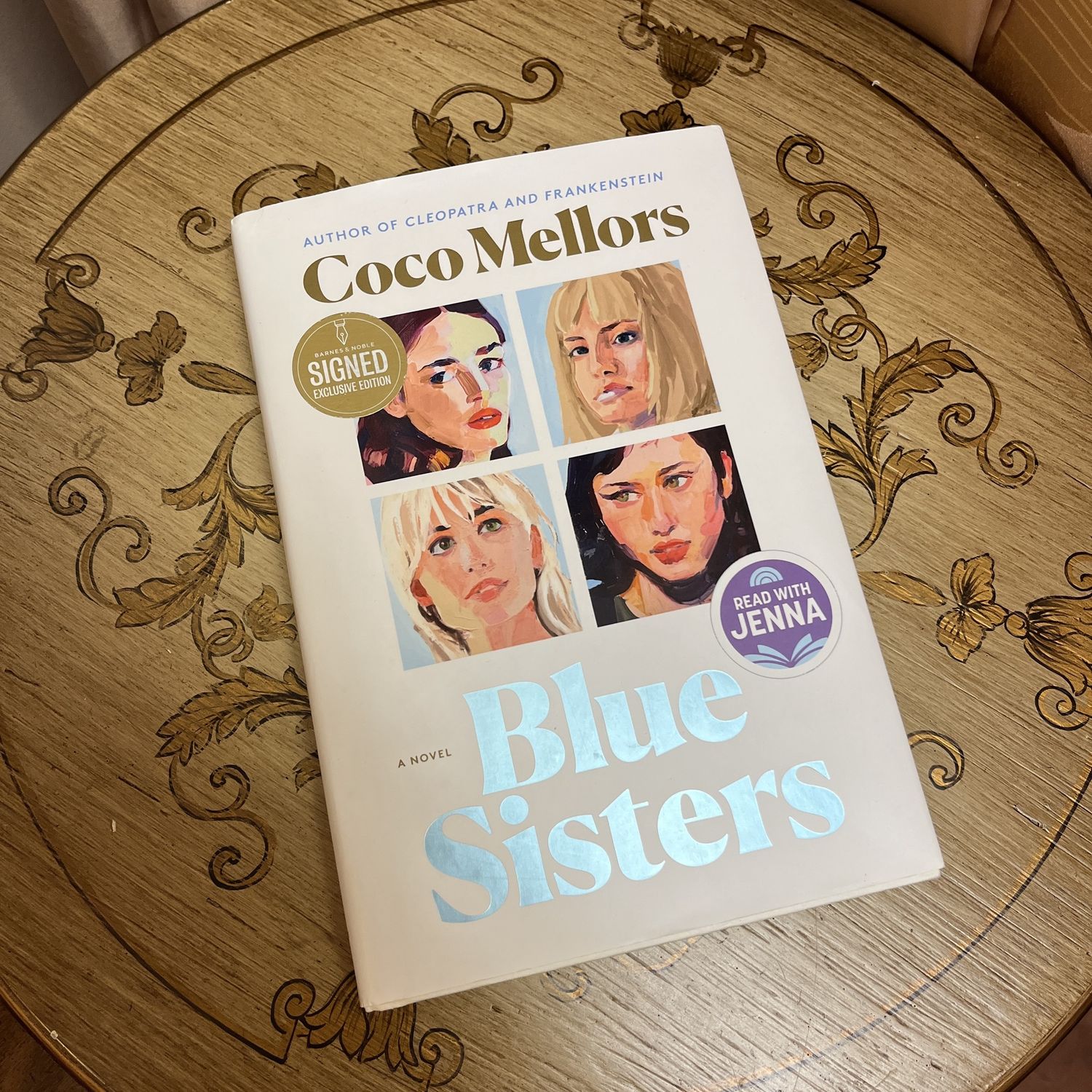 Blue sisters Book