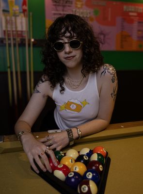 Yellow 1 pool Ball Tank