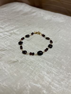 maroon stone bracelet