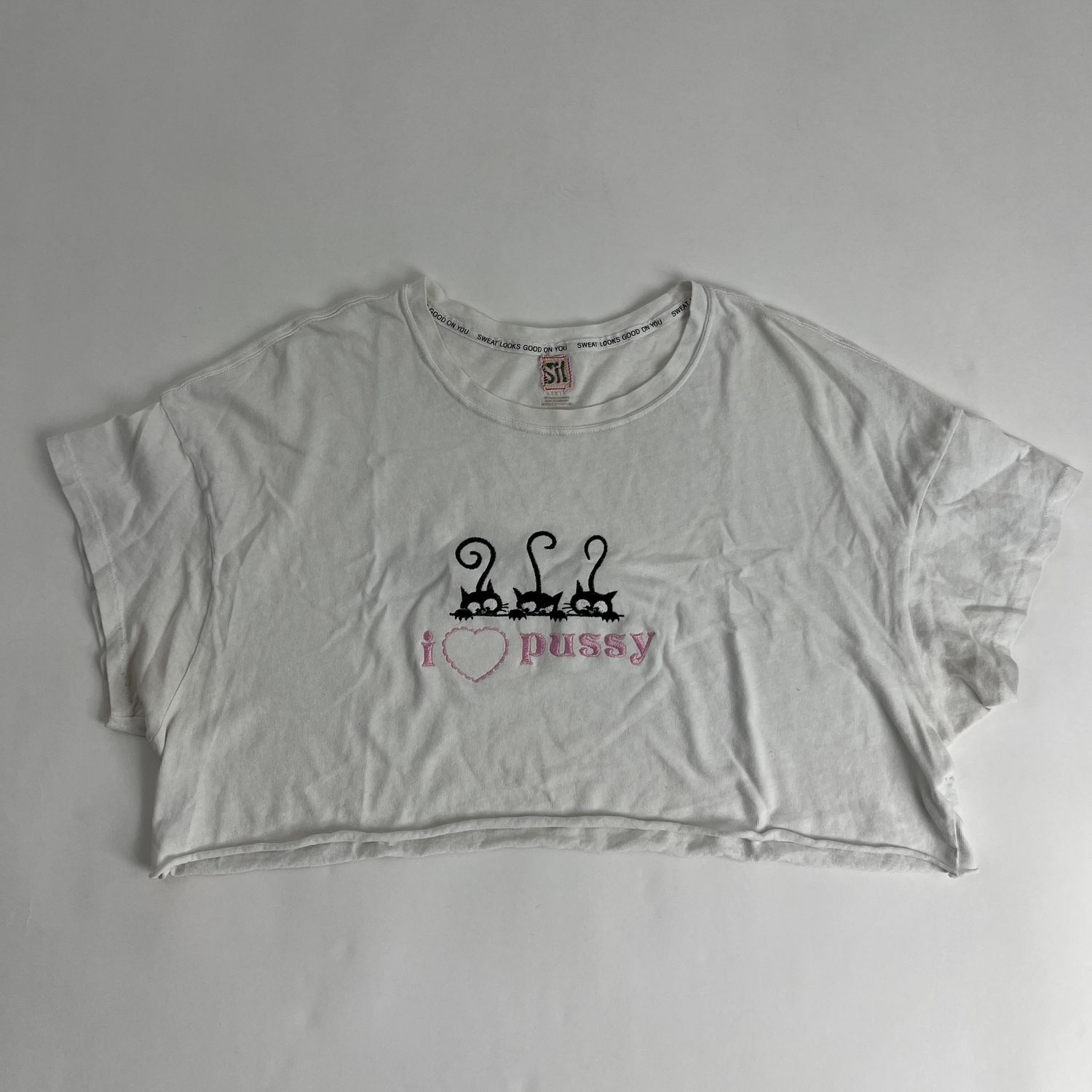 cropped pussy top