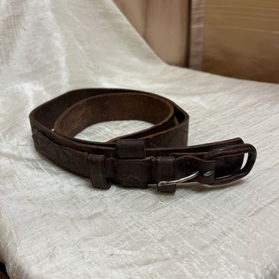 dark brown leather textured belt
