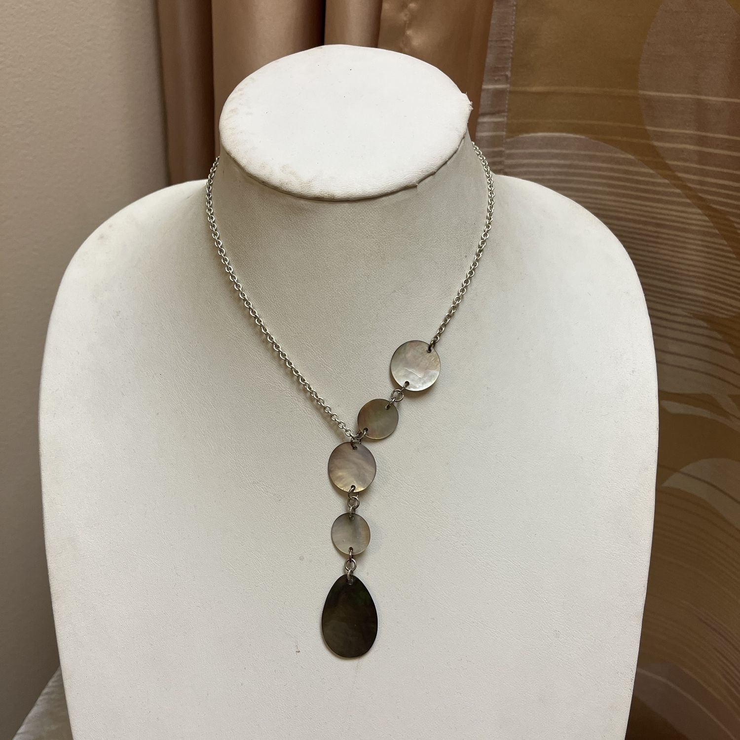 pearly silver necklace