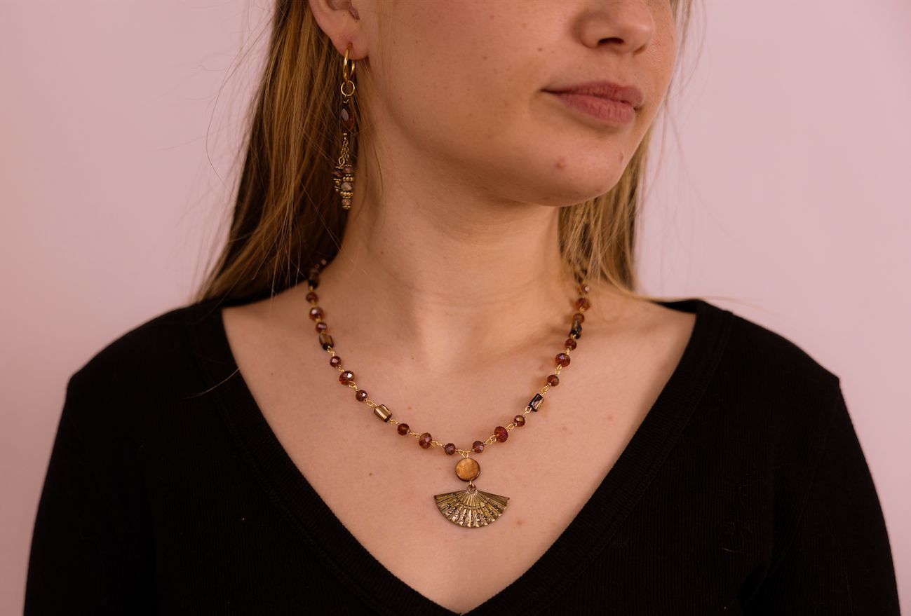 bronze fan necklace