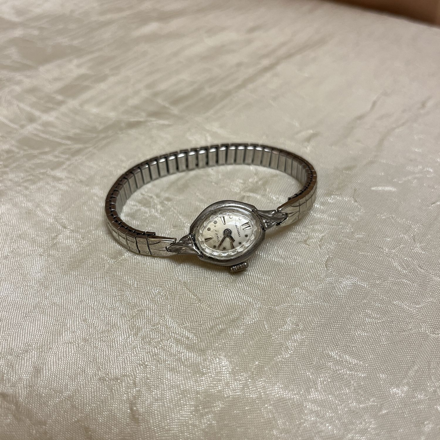 Vintage dainty silver watch