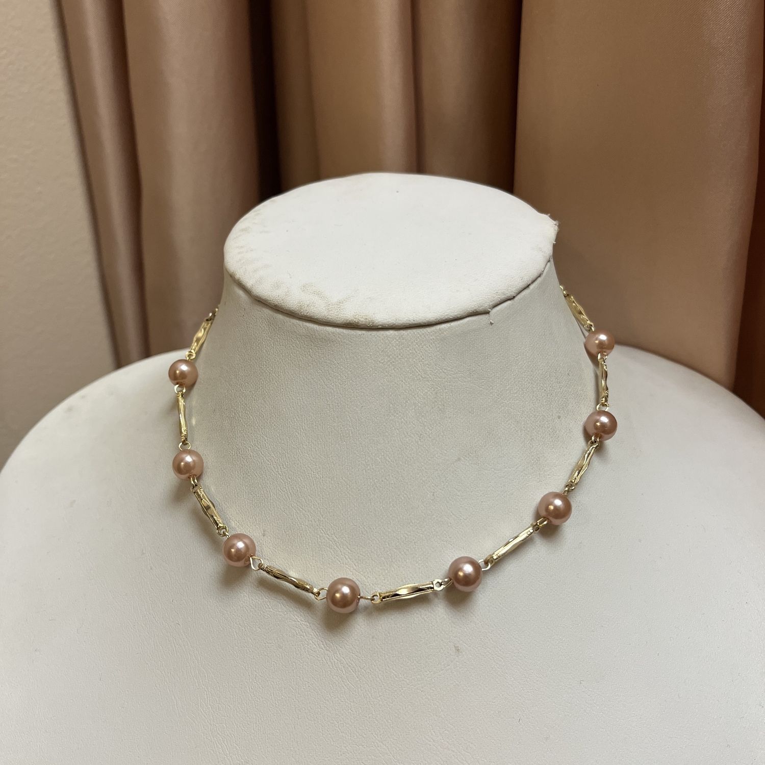 Deep pink pearl necklace