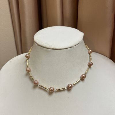 Deep pink pearl necklace