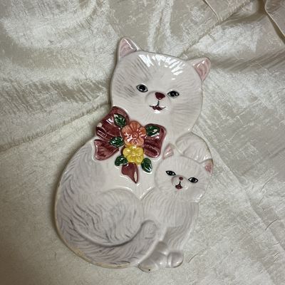 White Kitty Dish