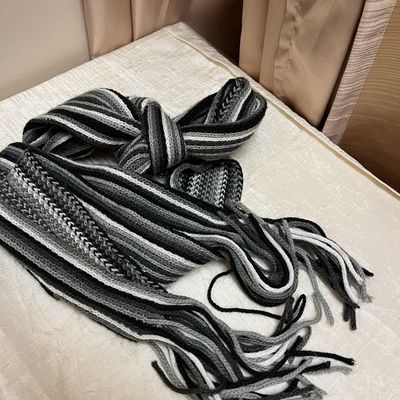 B&amp;W knitted scarf