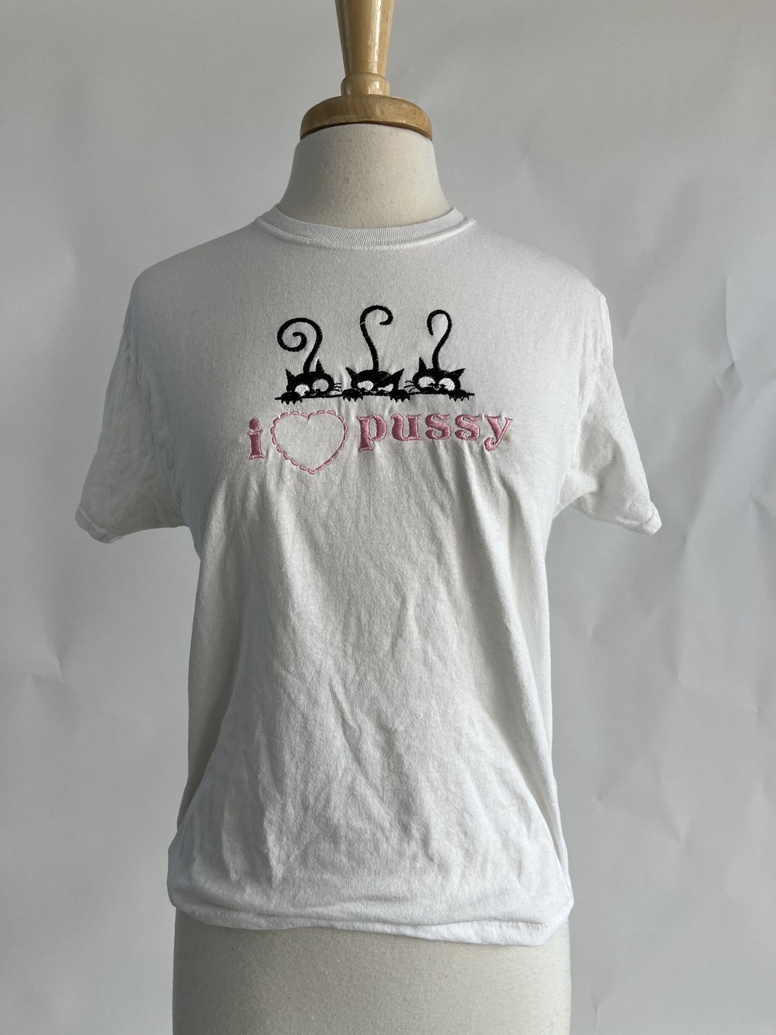 I <3 Pussy Embroidery, Style: White Tee