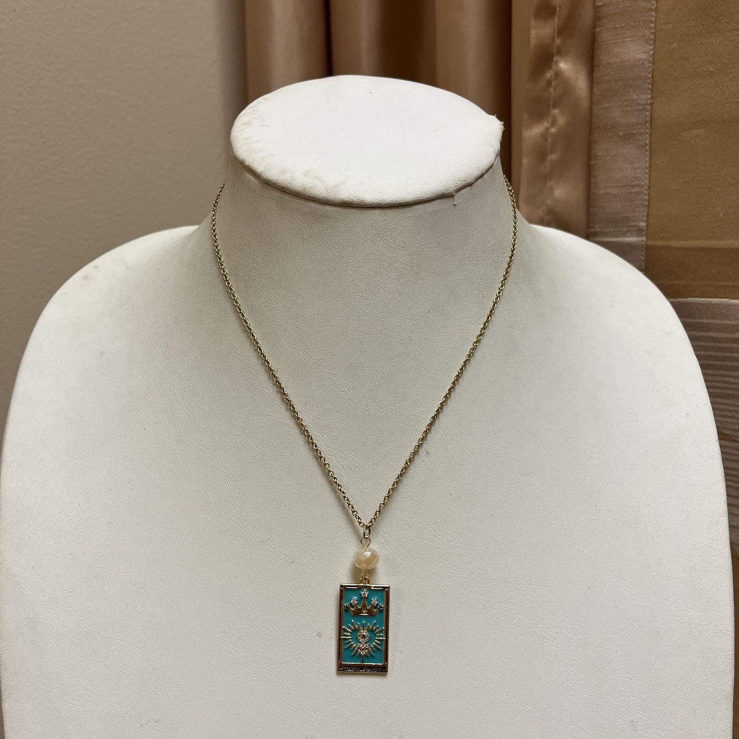 The empress tarot necklace