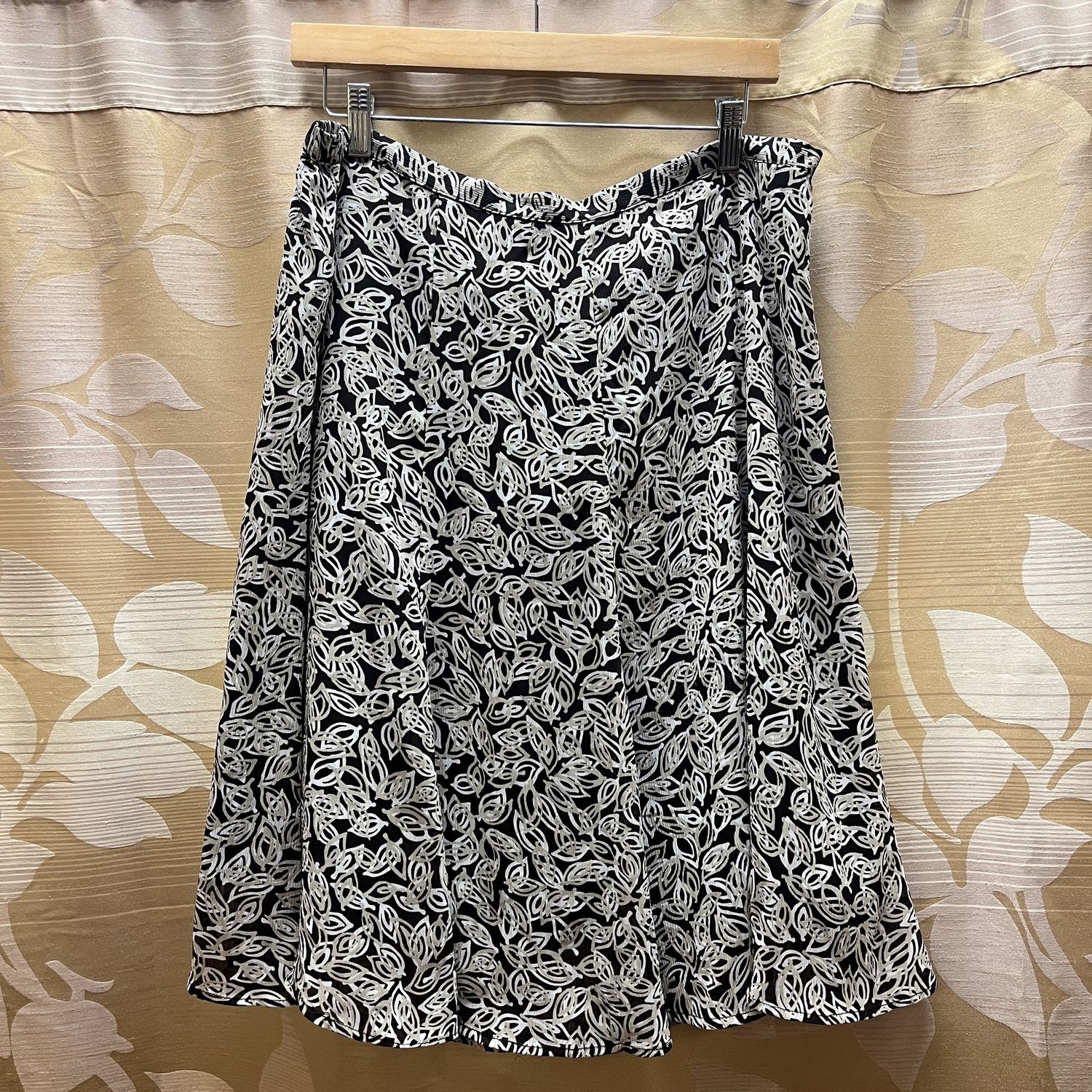 Blowing in the Leaves Skirt