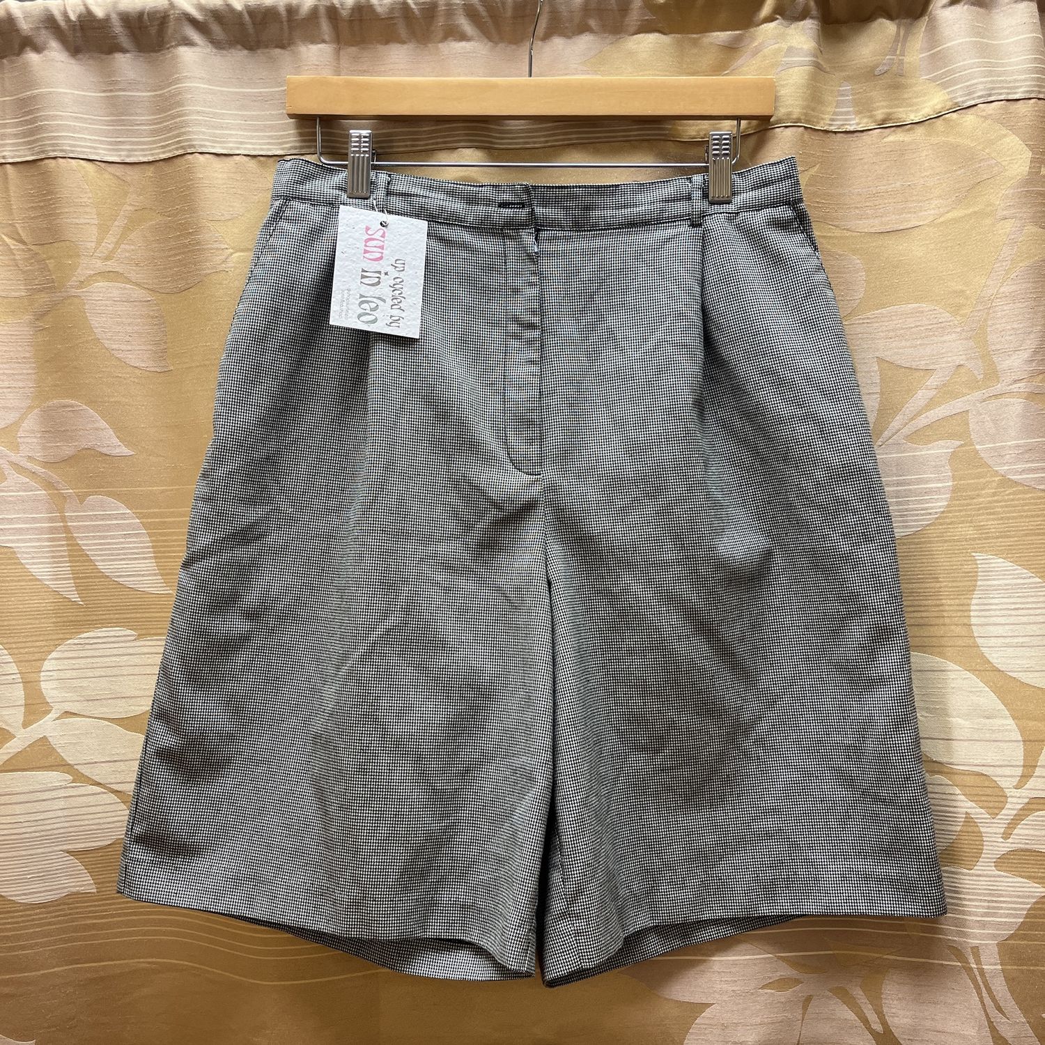 B&amp;W houndstooth Shorts