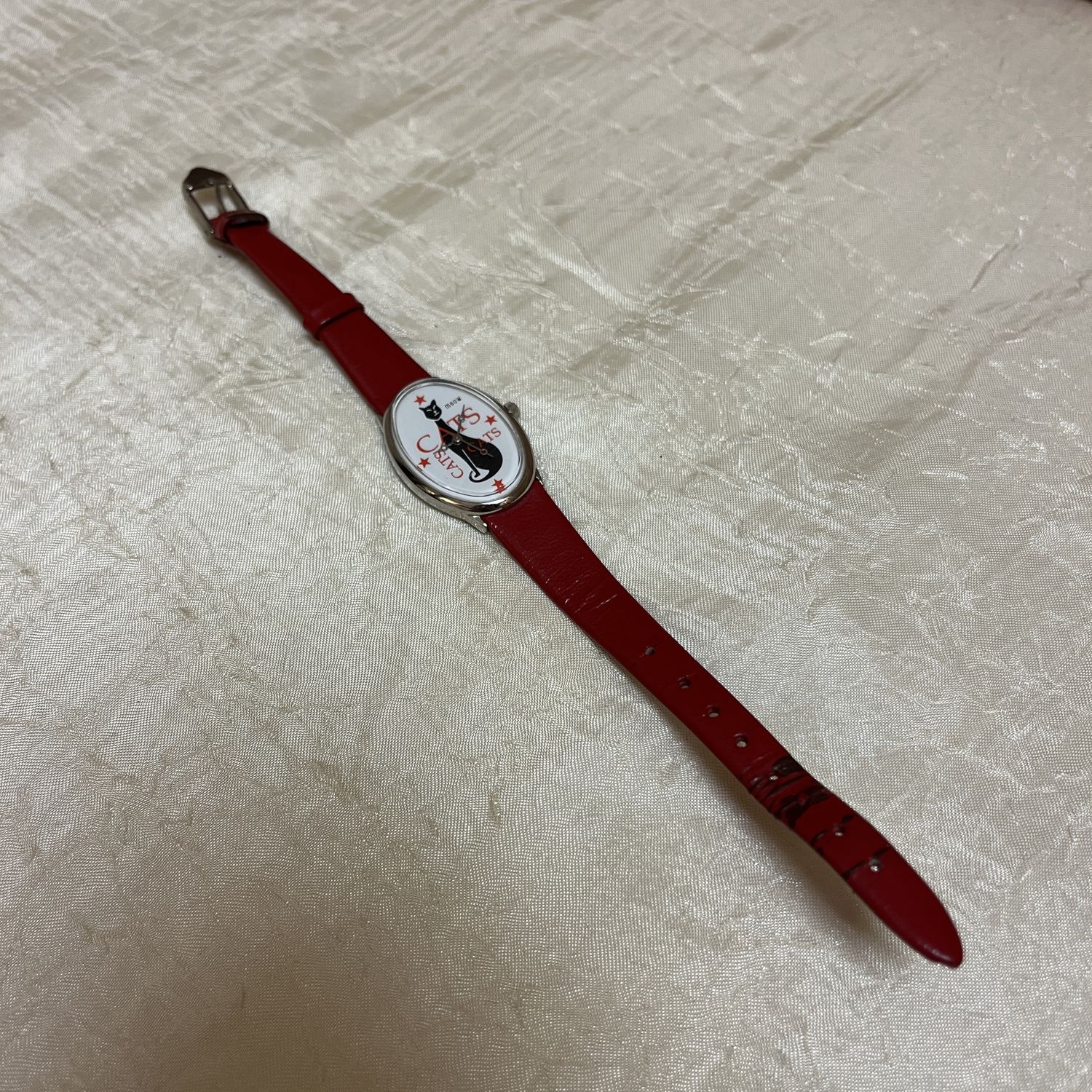 Red Cats Watch