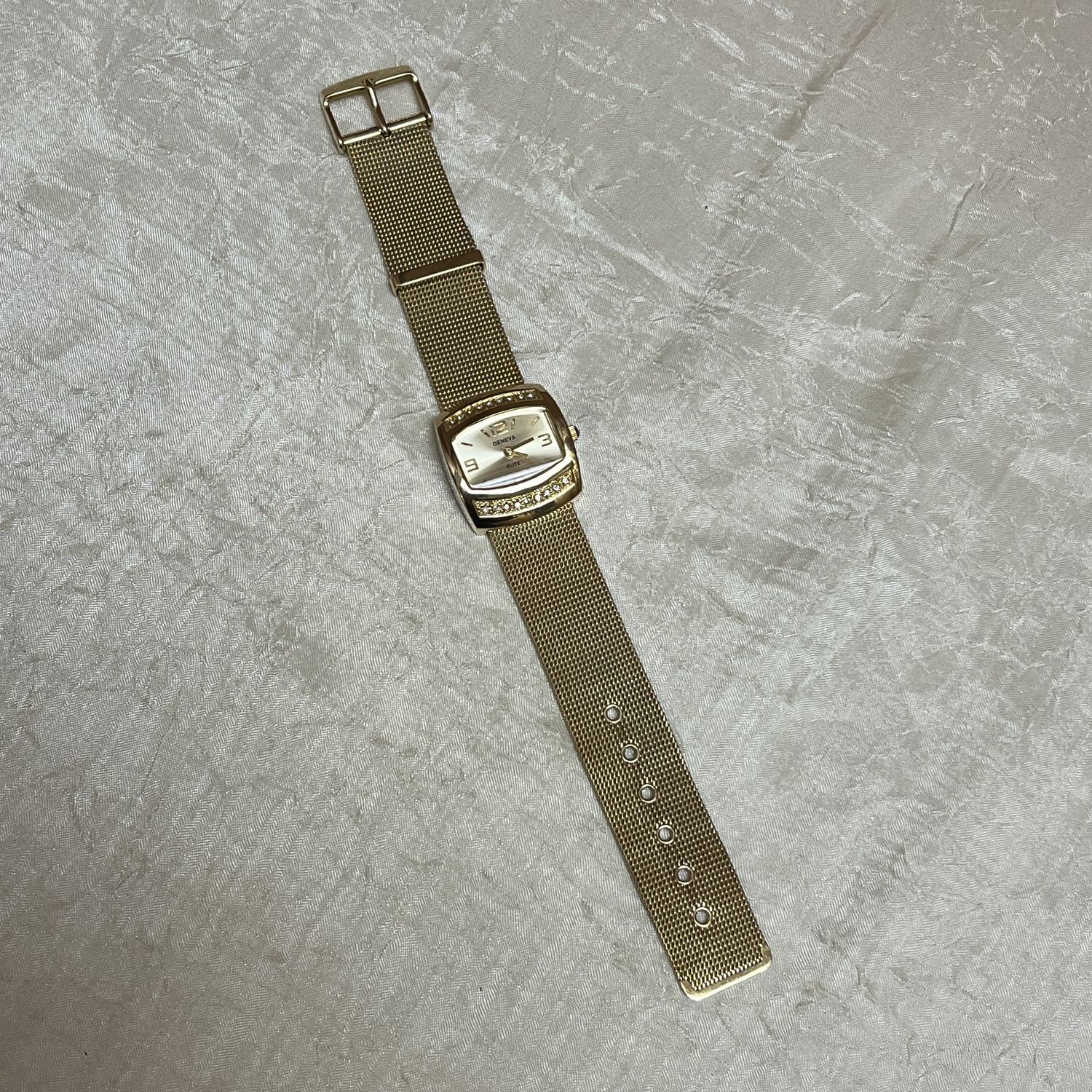 Gold Band statement watch