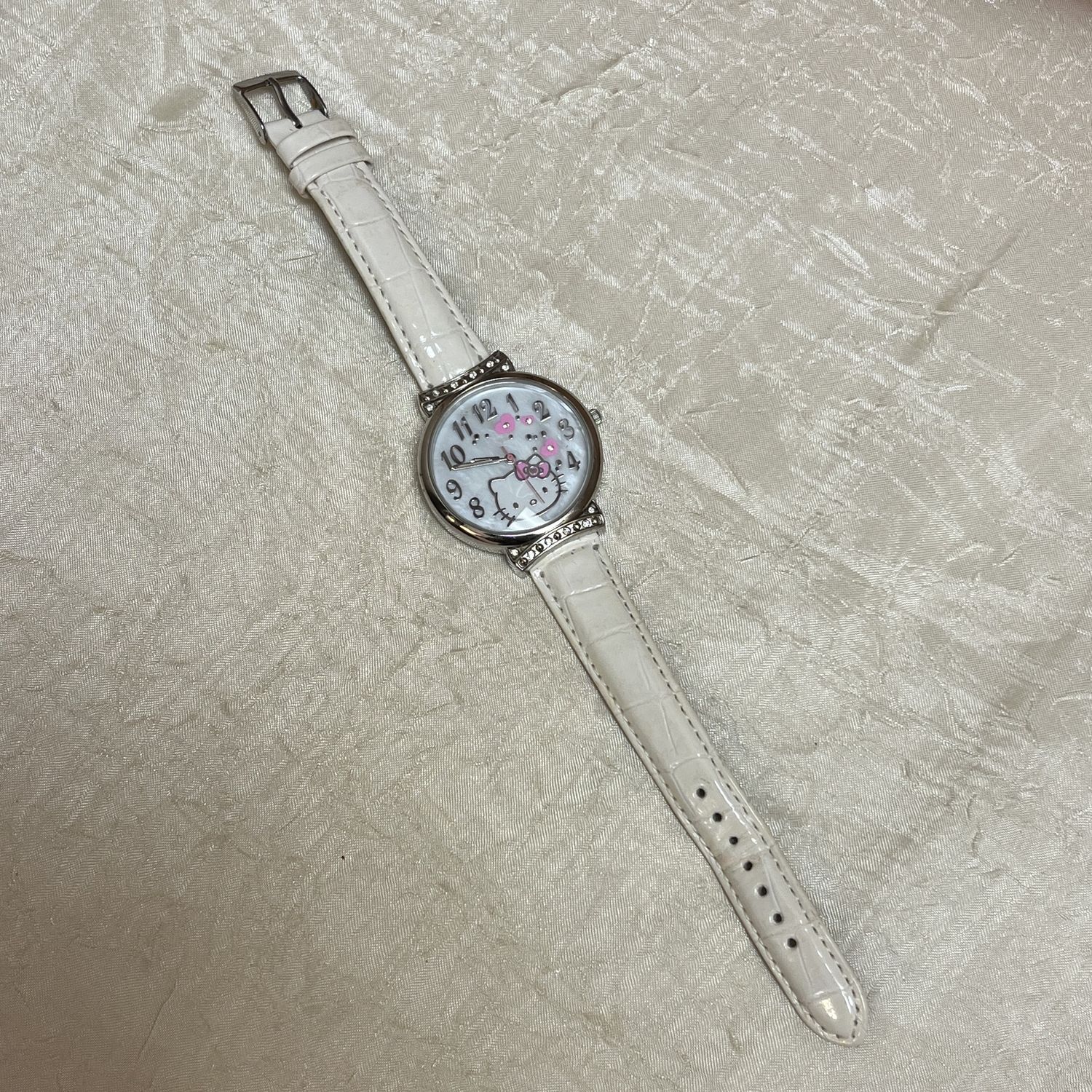 White Hello Kitty Watch