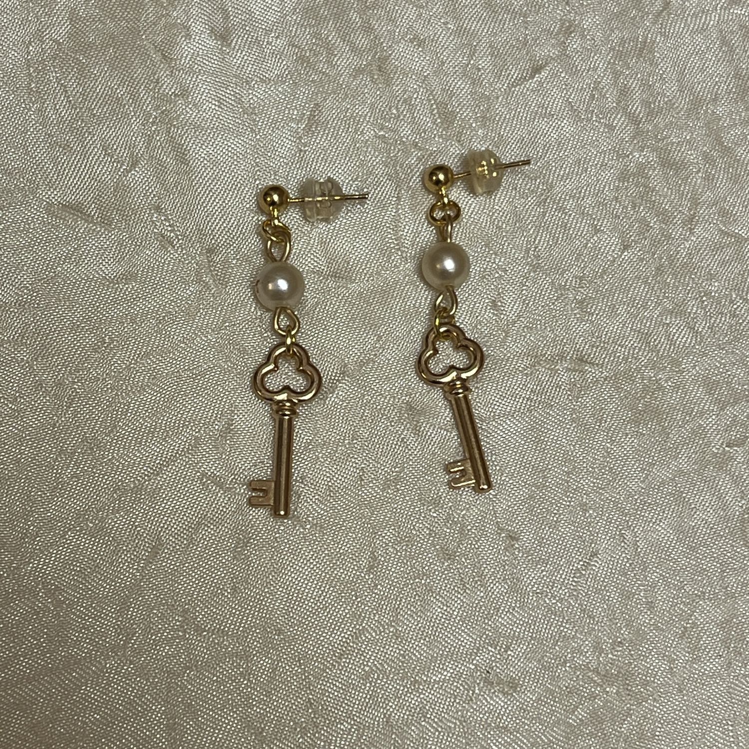 Gold Pearl &amp; Key Drop Earrings