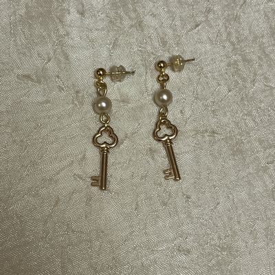 Gold Pearl &amp; Key Drop Earrings