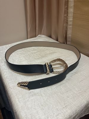 Scalloped Buckle Belt
