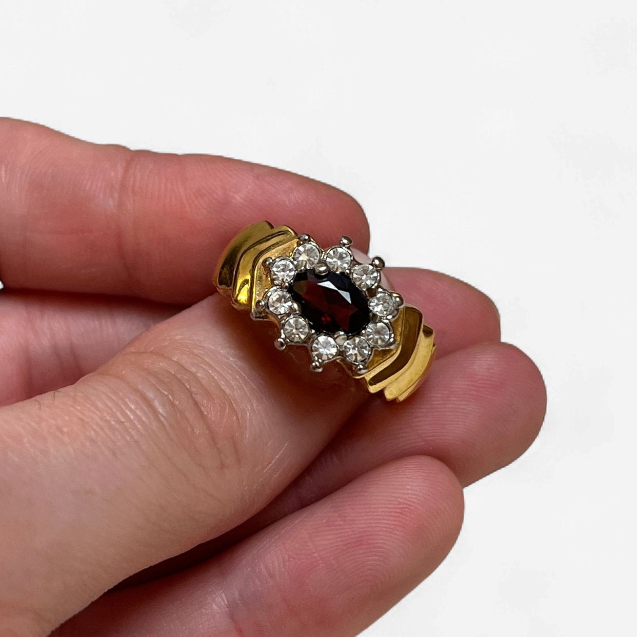 Garnet Oval Flower Ring