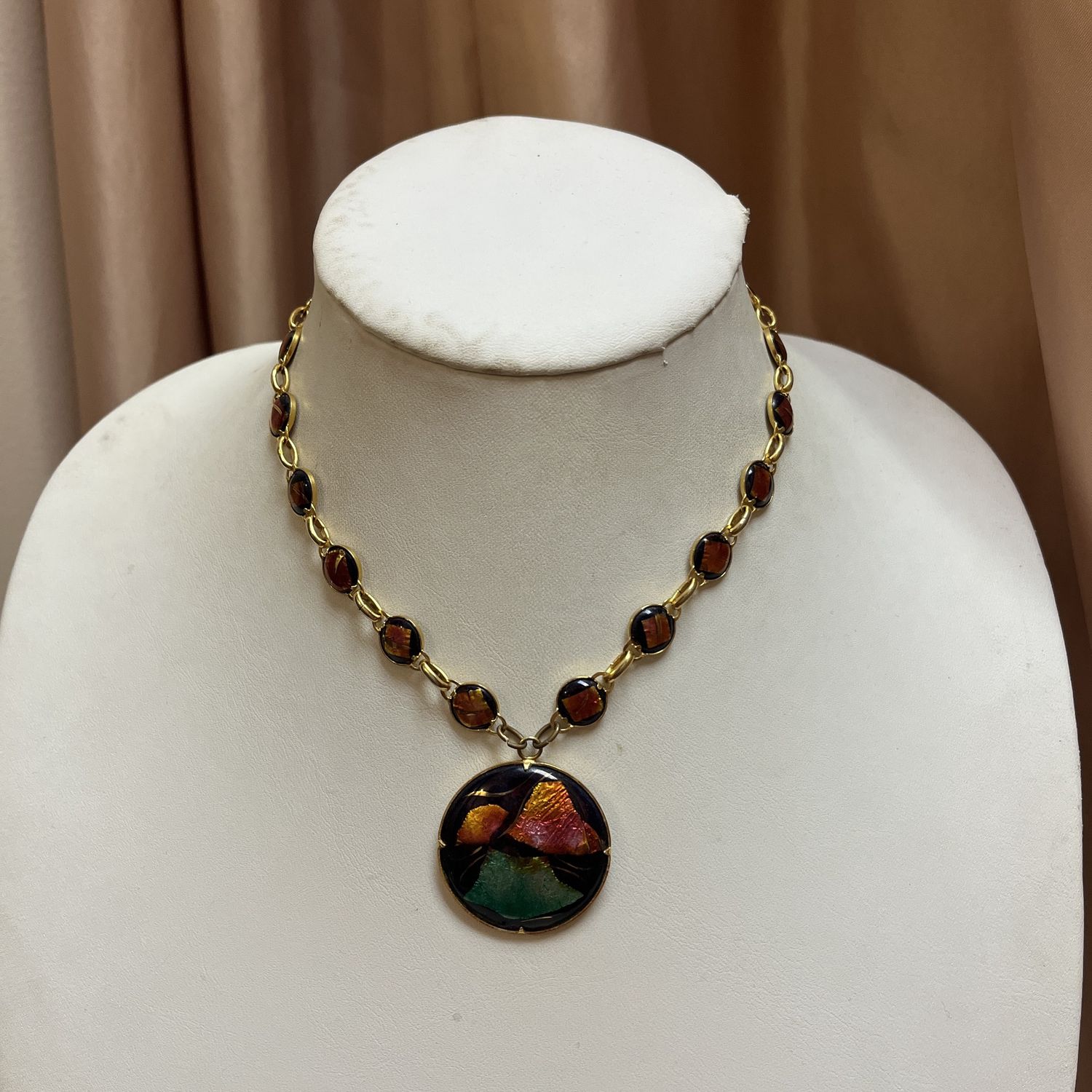 Shimmer Circle Necklace