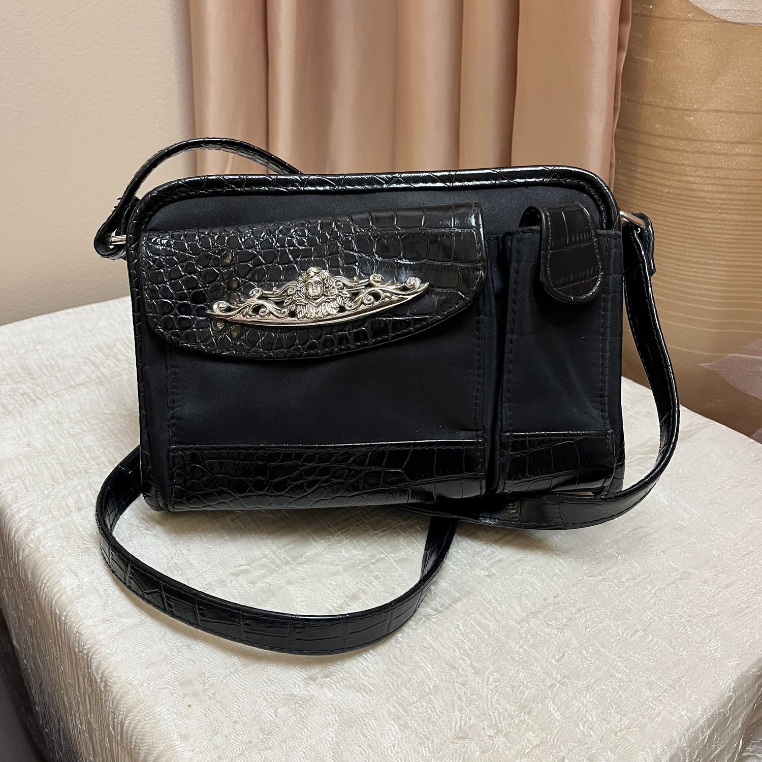 Cherub Crossbody