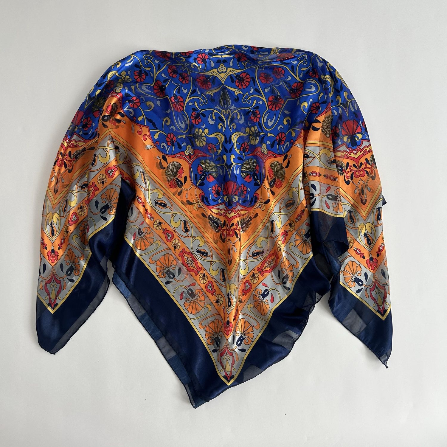 Dali Scarf