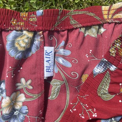red vine skirt