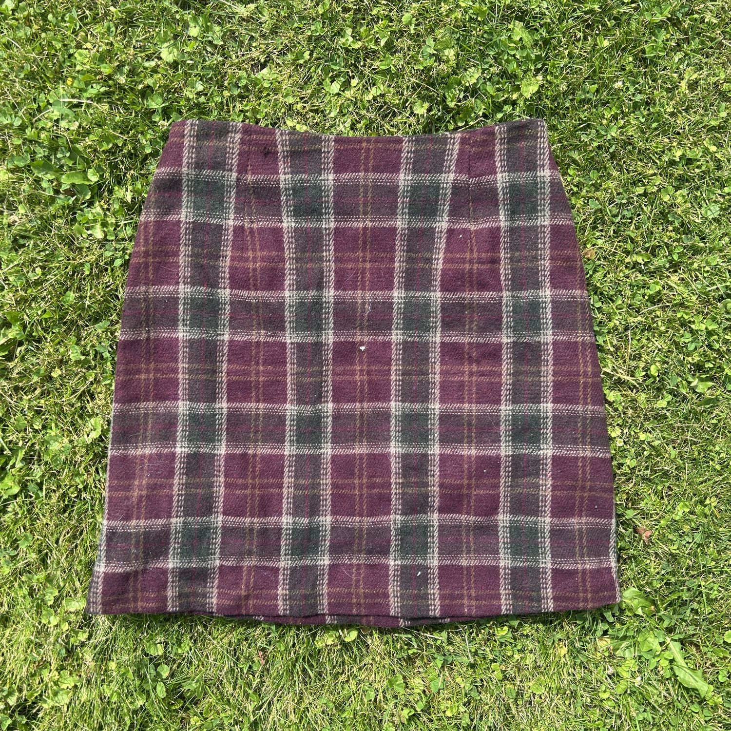red and green plaid skirt