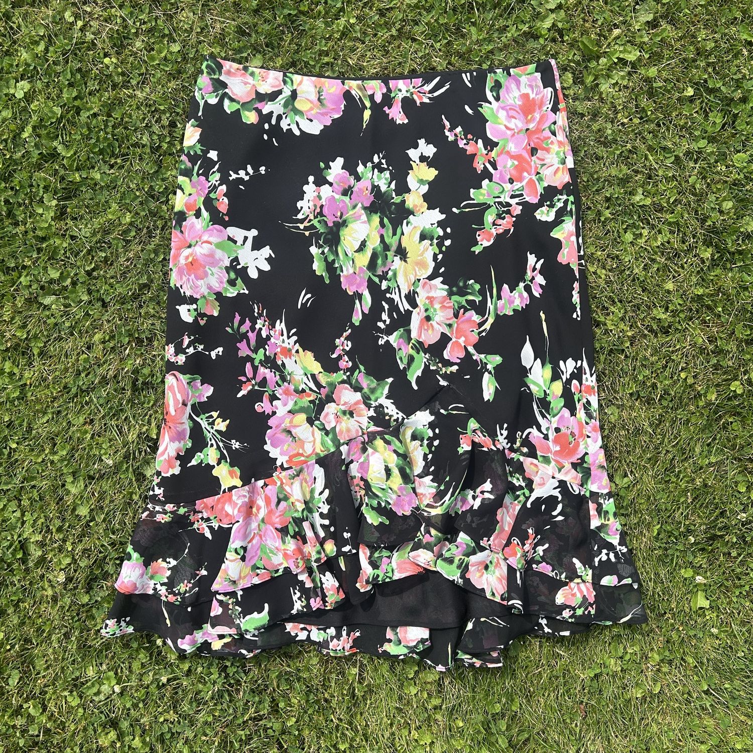 flower ruffle skirt