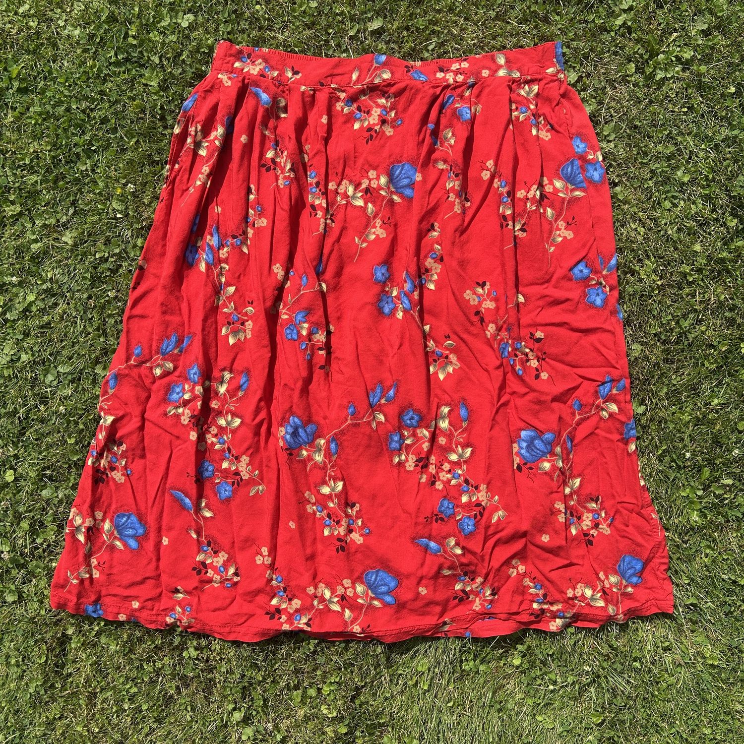 red and blue flower skirt