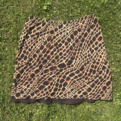 giraffe skirt