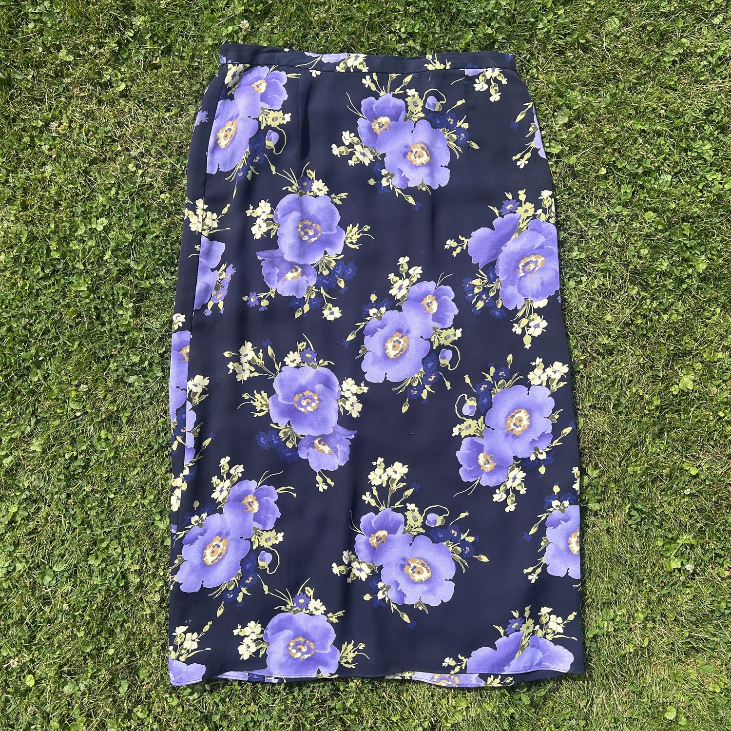 purple flower skirt