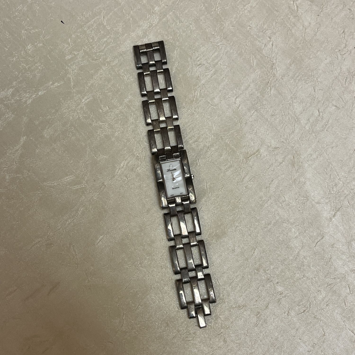 Wide Chainlink Band Watch