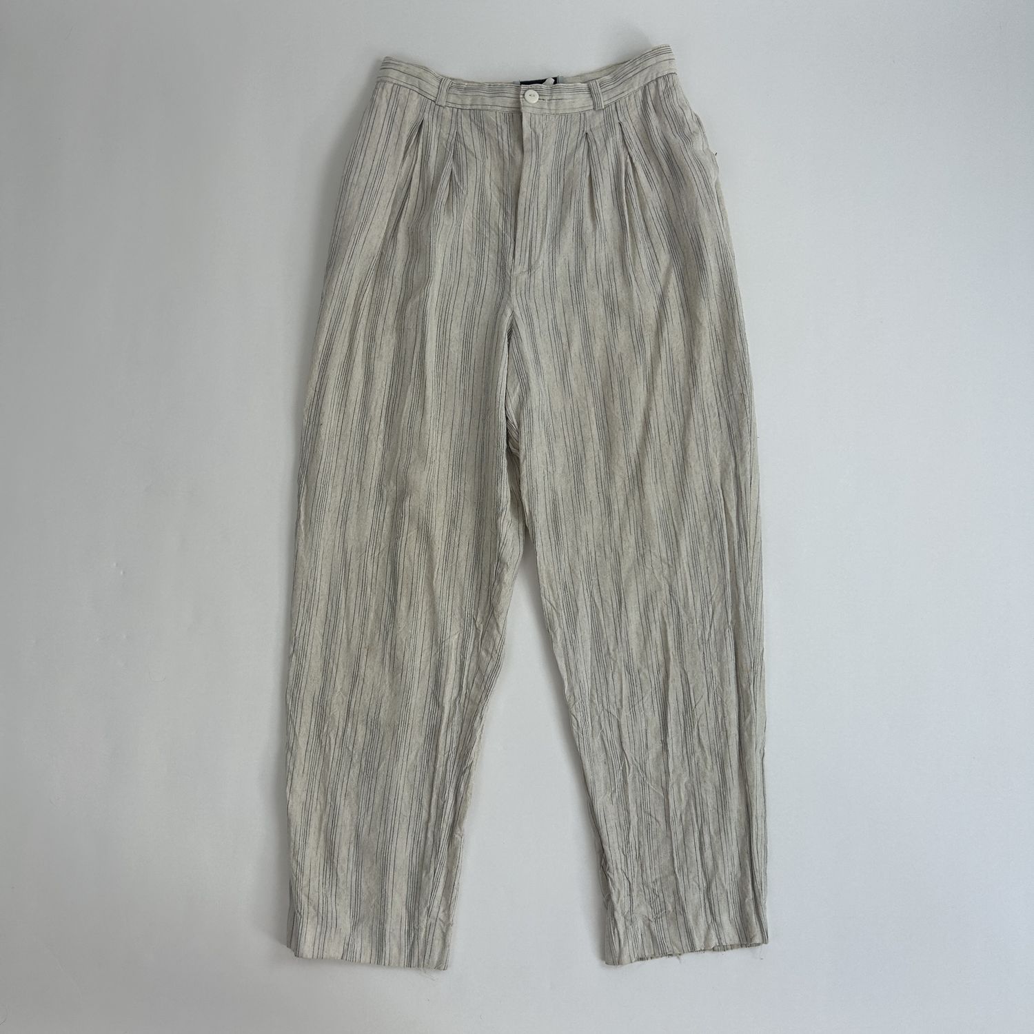 linen trousers
