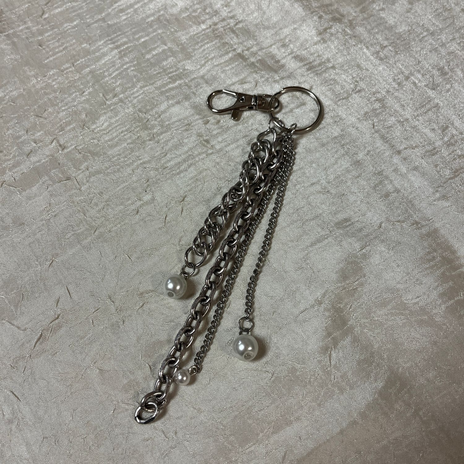 Silver Pearl Keychain