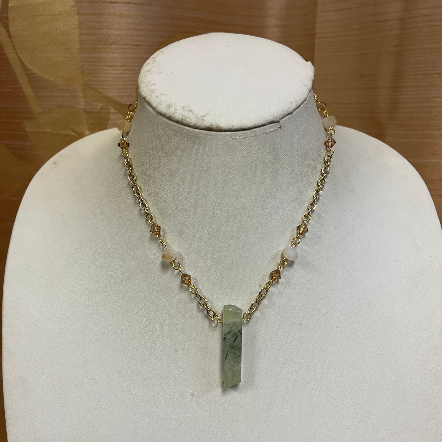 Green Crystal Neckalce