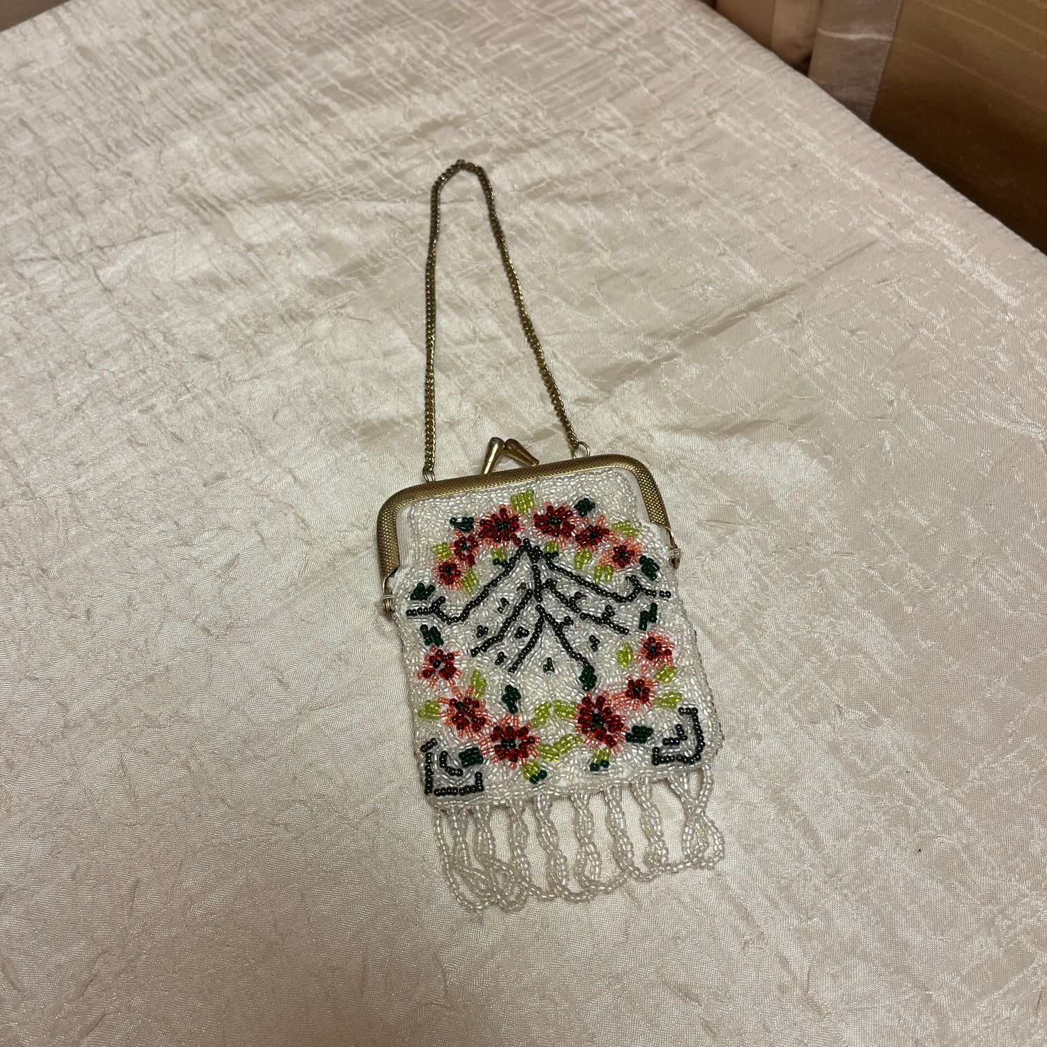 Dainty Beaded Coin Purse
