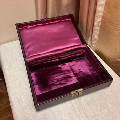 Maroon Jewlery Box