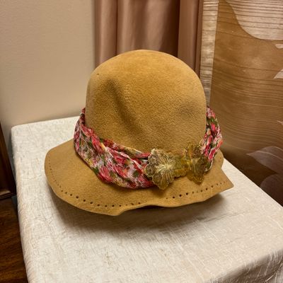 Suede Bow Hat