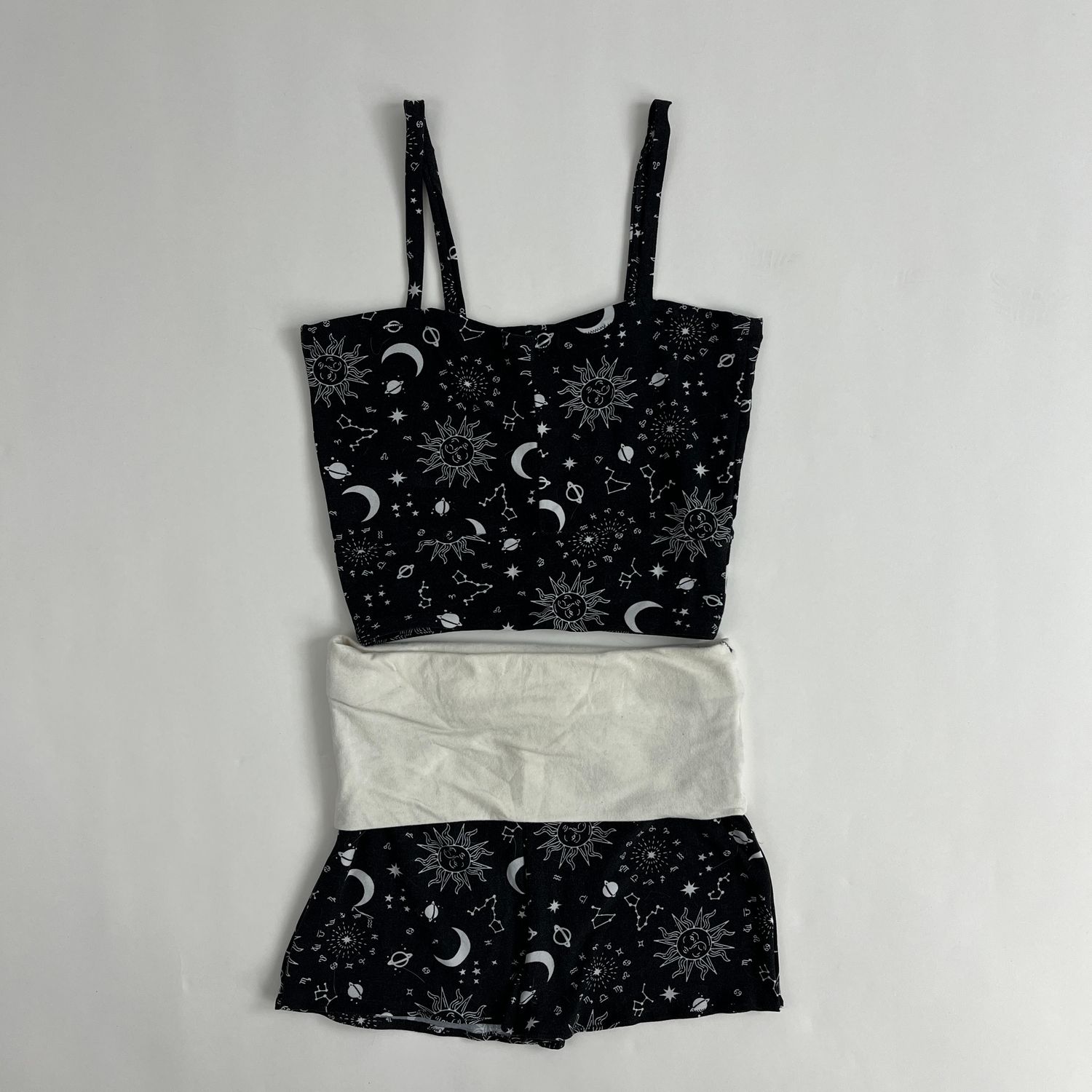 Sun in Leo Shorts Set