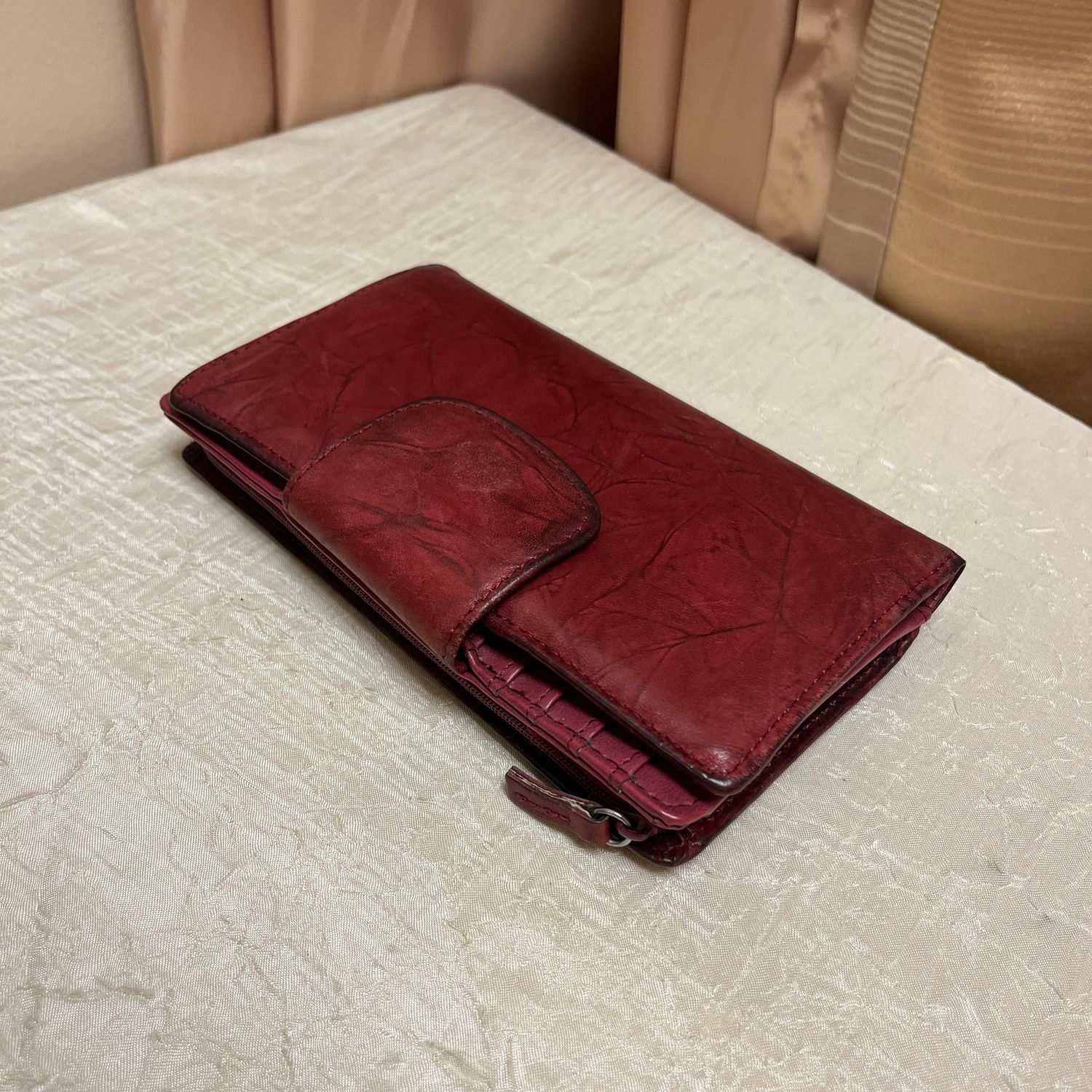 Rosy Textured Wallet